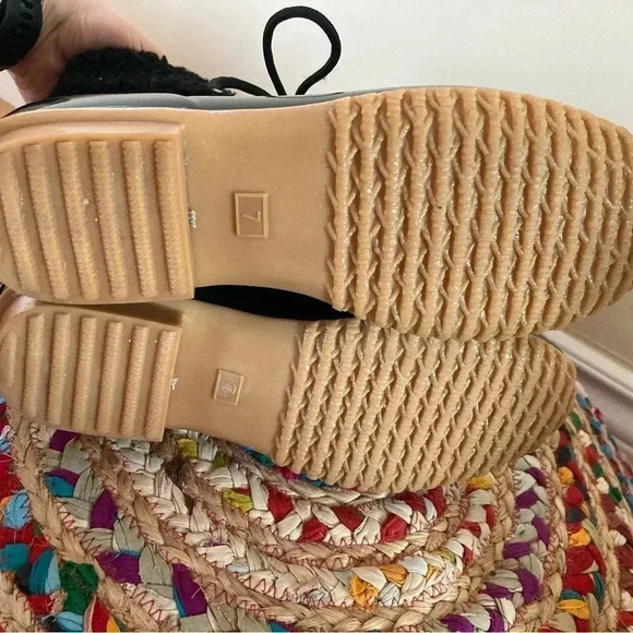 G.H. Bass & Co. black leather duck boots - Picture 5 of 7